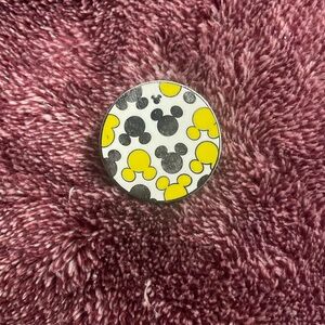 🔮3/$20 White, Yellow, Silver Hidden Mickey 3 of 5 in collection